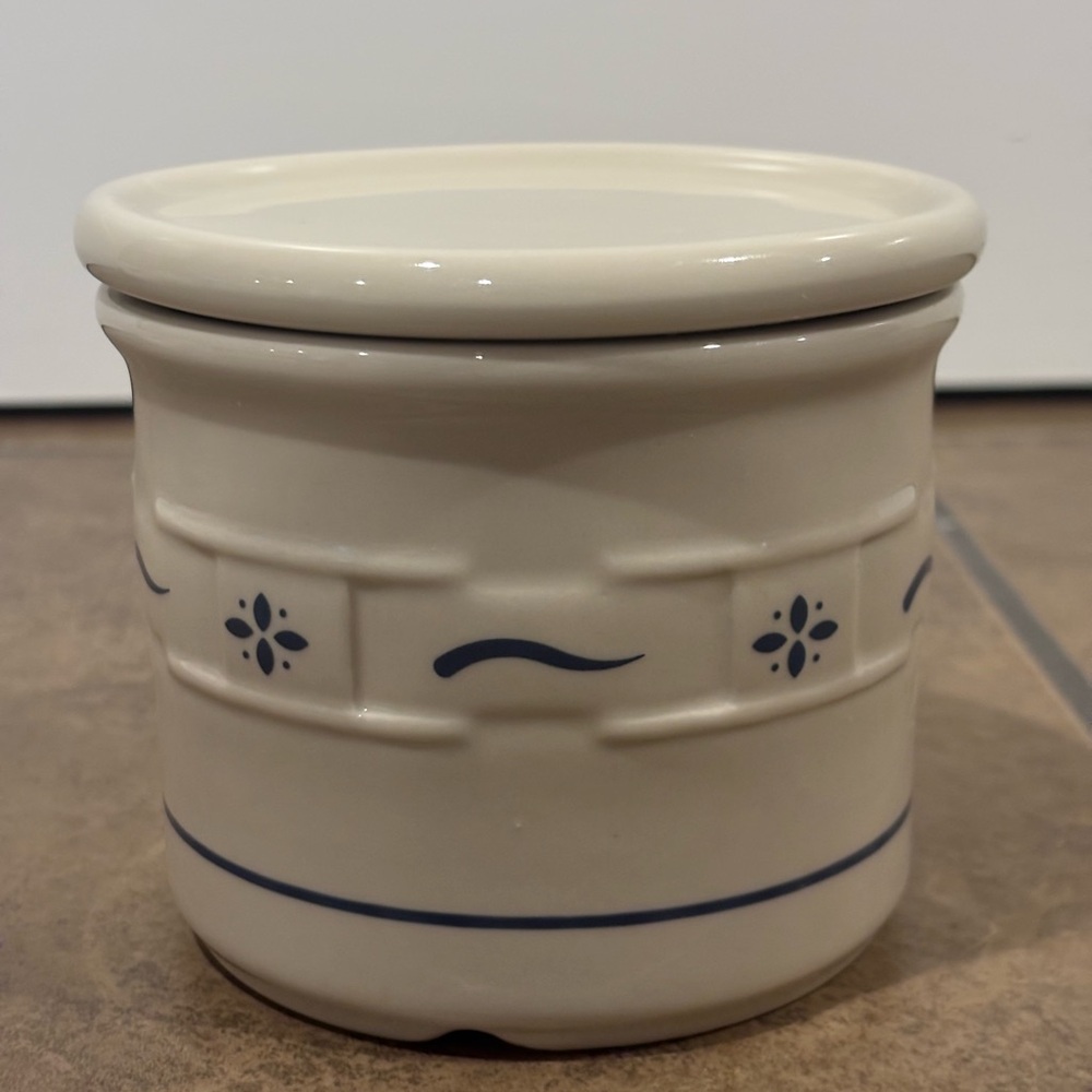Longaberger 1 Pint Woven Traditions Blue Crock Pottery W/ Lid & Brand New Candle